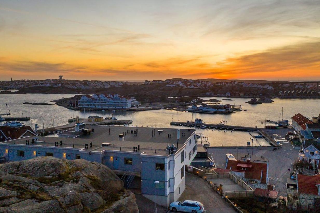 Hotell Kungshamn Suites Exterior photo
